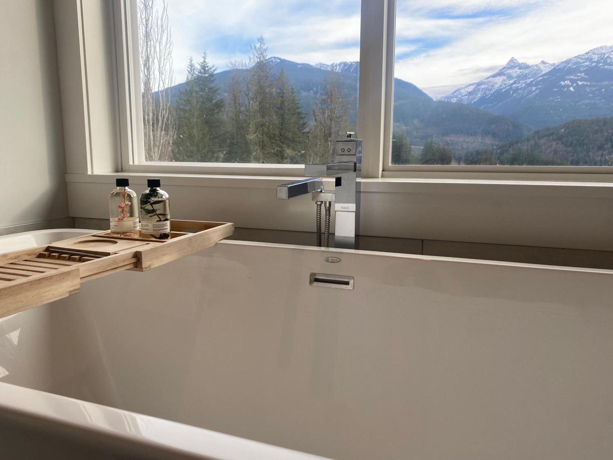 Mountain Serenity Meets Luxury Сквомиш Экстерьер фото